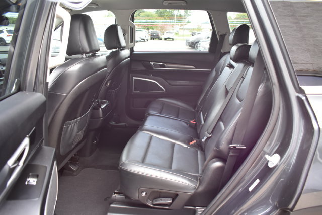 Used 2020 Kia Telluride LX FWD image 30