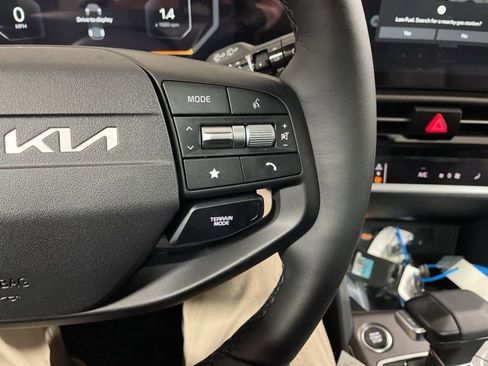 New 2026 Kia Sportage SX AWD/4WD image 24