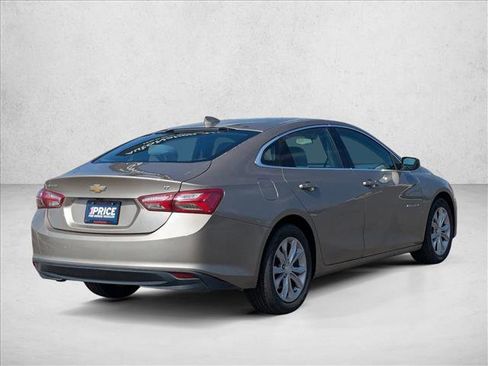 Used 2022 Chevrolet Malibu LT image 5