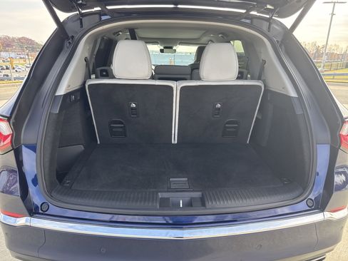 Certified 2024 Acura MDX SH-AWD w/ Technology Package image 33