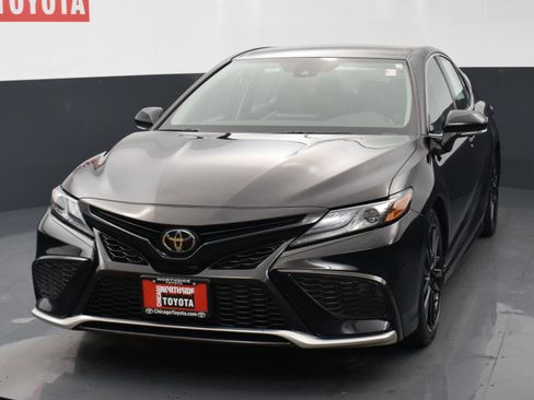 Used 2024 Toyota Camry XSE FWD image 7