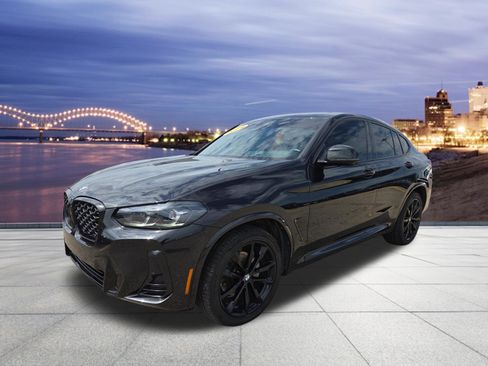 Used 2024 BMW X4 xDrive30i w/ Premium Package image 1