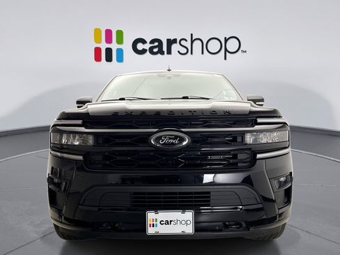 Used 2022 Ford Expedition Max Limited image 8