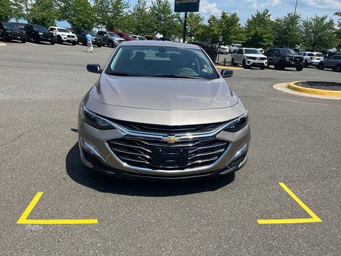 Used 2022 Chevrolet Malibu LS w/ LPO, Convenience Package 2 FWD image 2