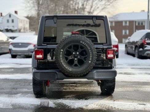 Used 2021 Jeep Wrangler Unlimited Sport image 5