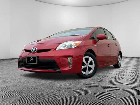 Used 2012 Toyota Prius Two image 2