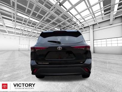 Certified 2025 Toyota Highlander LE