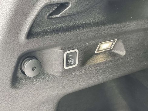 New 2025 Jeep Grand Cherokee L Limited w/ Luxury Tech Group II image 19