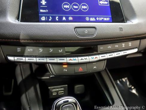 Used 2020 Cadillac XT4 Sport w/ Driver Awareness Package image 17