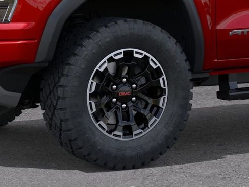 New 2026 GMC Canyon AT4 w/ AT4 Premium Package AWD/4WD image 9