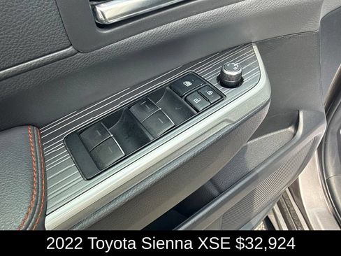 Used 2022 Toyota Sienna XSE w/ XSE Plus Package AWD/4WD image 12