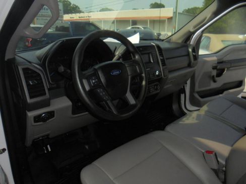 Used 2017 Ford F250 XL w/ XL Value Package image 12