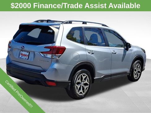 Used 2024 Subaru Forester Premium AWD/4WD image 6