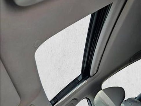 Used 2018 Honda Accord Touring image 15