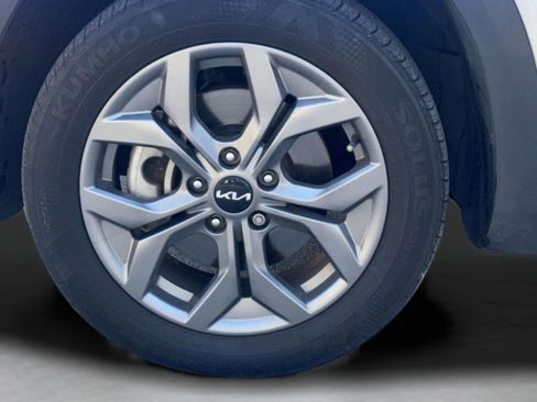 Used 2024 Kia Seltos LX image 30