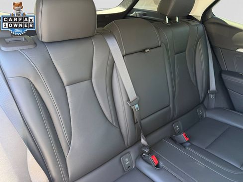 Used 2024 Buick Envision Preferred AWD/4WD image 16