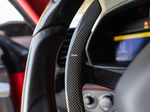 Used 2015 Ferrari 458 Speciale Coupe RWD image 21