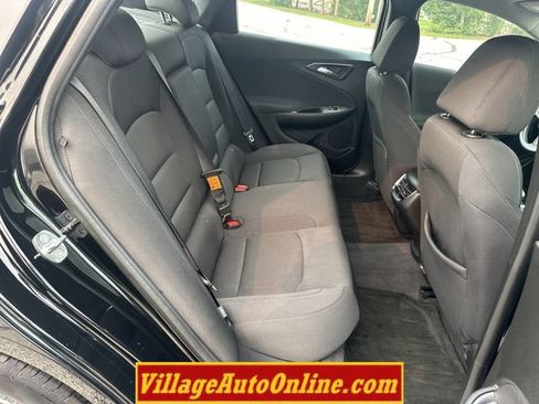 Used 2016 Chevrolet Malibu LT FWD image 31