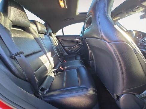 Used 2019 Mercedes-Benz CLA 250 4MATIC image 14
