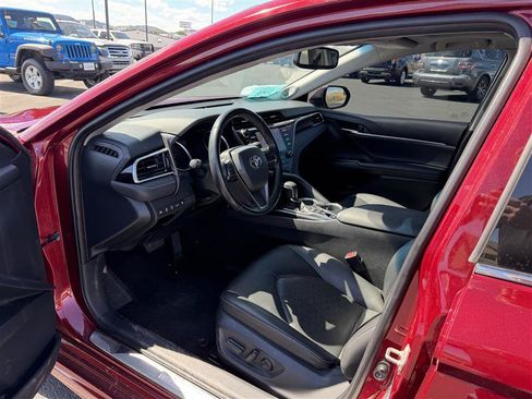 Used 2018 Toyota Camry XSE w/ Driver Assist Package FWD image 8