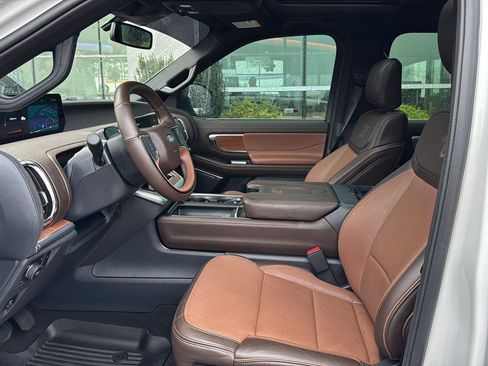 Certified 2025 Ford Expedition Max King Ranch image 8