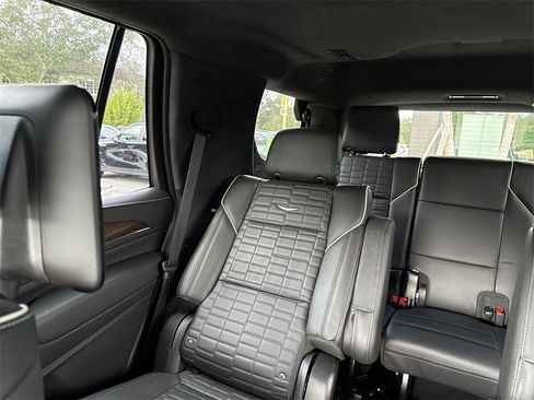 Used 2023 Cadillac Escalade Sport Platinum w/ LPO, ONYX Package image 15