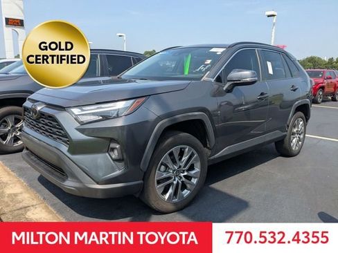 Used 2023 Toyota RAV4 XLE Premium FWD image 5