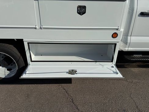 New 2026 Ford F550 4x4 Crew Cab Super Duty image 9