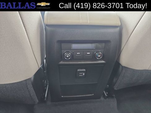 Certified 2023 Chevrolet Traverse LS FWD image 22