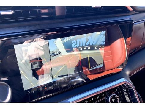 Used 2024 GMC Sierra 3500 Denali Ultimate image 23