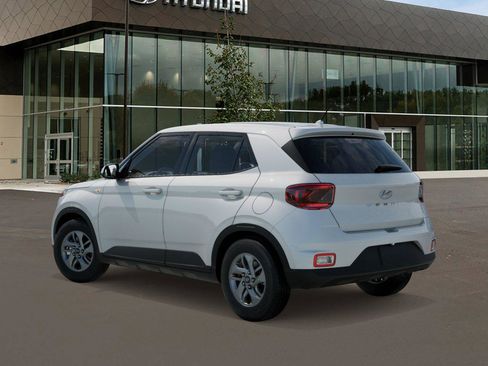 New 2026 Hyundai Venue SE image 6