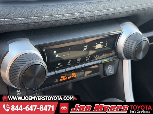 Used 2025 Toyota RAV4 LE image 20