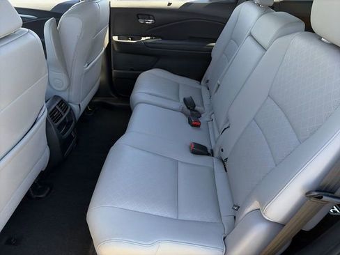 Used 2020 Honda Passport EX-L image 17