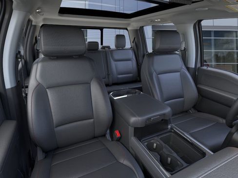 New 2026 Ford F250 Lariat w/ Black Appearance Package image 10