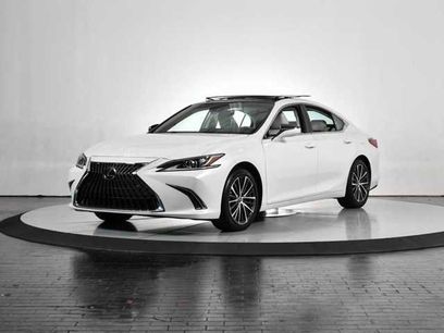 Certified 2023 Lexus ES 350 w/ Premium Package