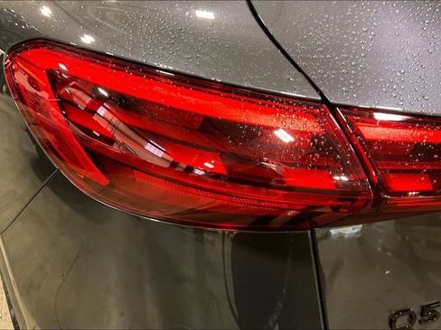 Certified 2025 Audi Q5 Premium Plus w/ Premium Plus AWD/4WD image 29