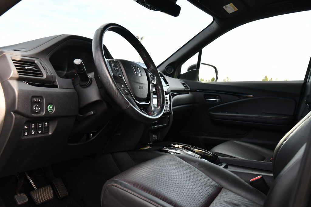 Used 2023 Honda Ridgeline Black Edition image 15