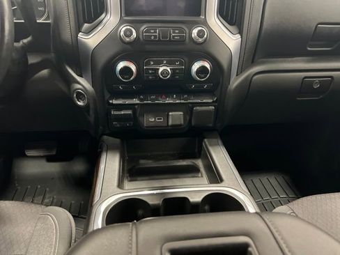 Used 2020 GMC Sierra 1500 Elevation w/ Elevation Value Package image 12