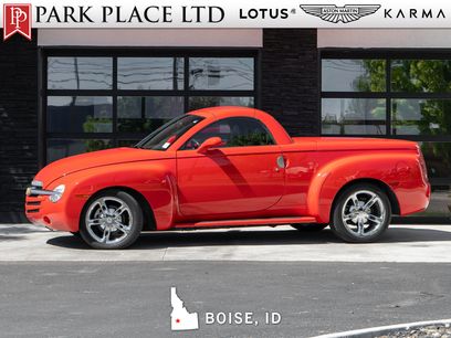 Used 2005 Chevrolet SSR w/ Preferred Equipment Group