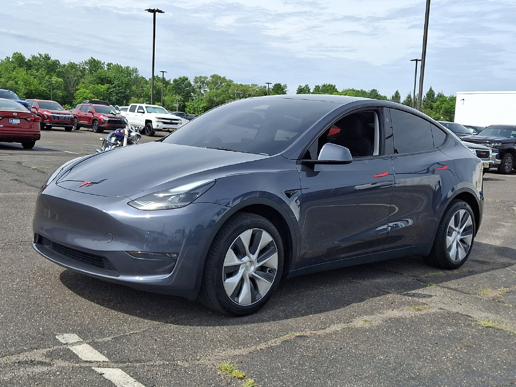 Used 2023 Tesla Model Y Long Range AWD/4WD image 5
