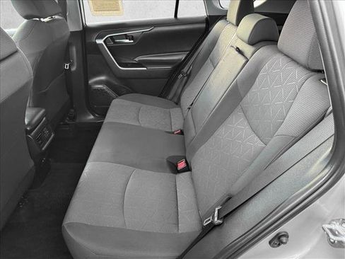 Used 2024 Toyota RAV4 XLE image 18