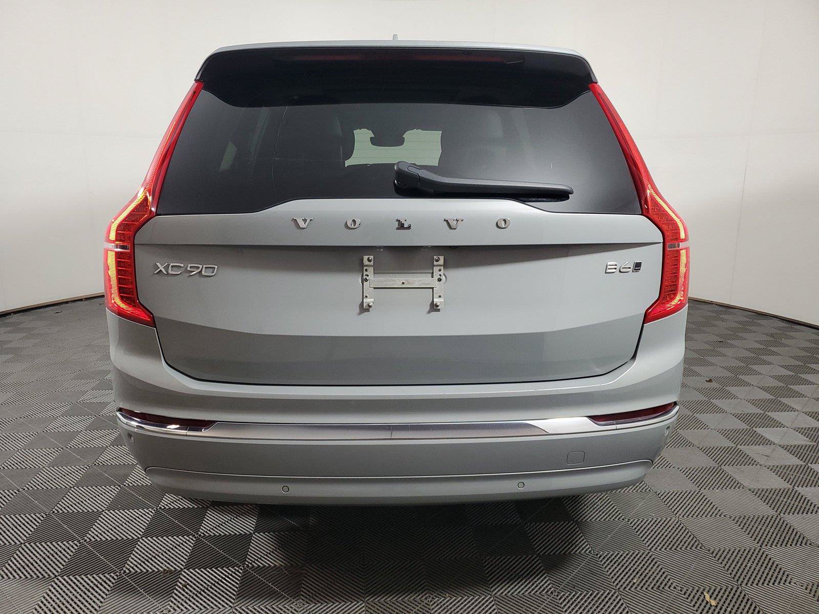 Certified 2024 Volvo XC90 B6 Plus AWD/4WD image 6