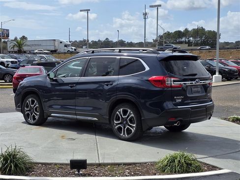 Used 2024 Subaru Ascent Limited w/ Technology Package image 4