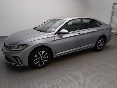 Used 2025 Volkswagen Jetta S FWD image 2