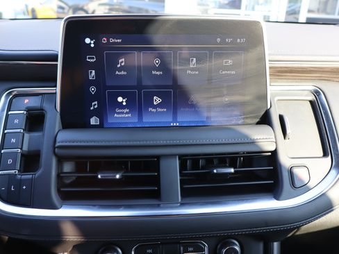 Used 2023 Chevrolet Tahoe Z71 w/ Luxury Package AWD/4WD image 29