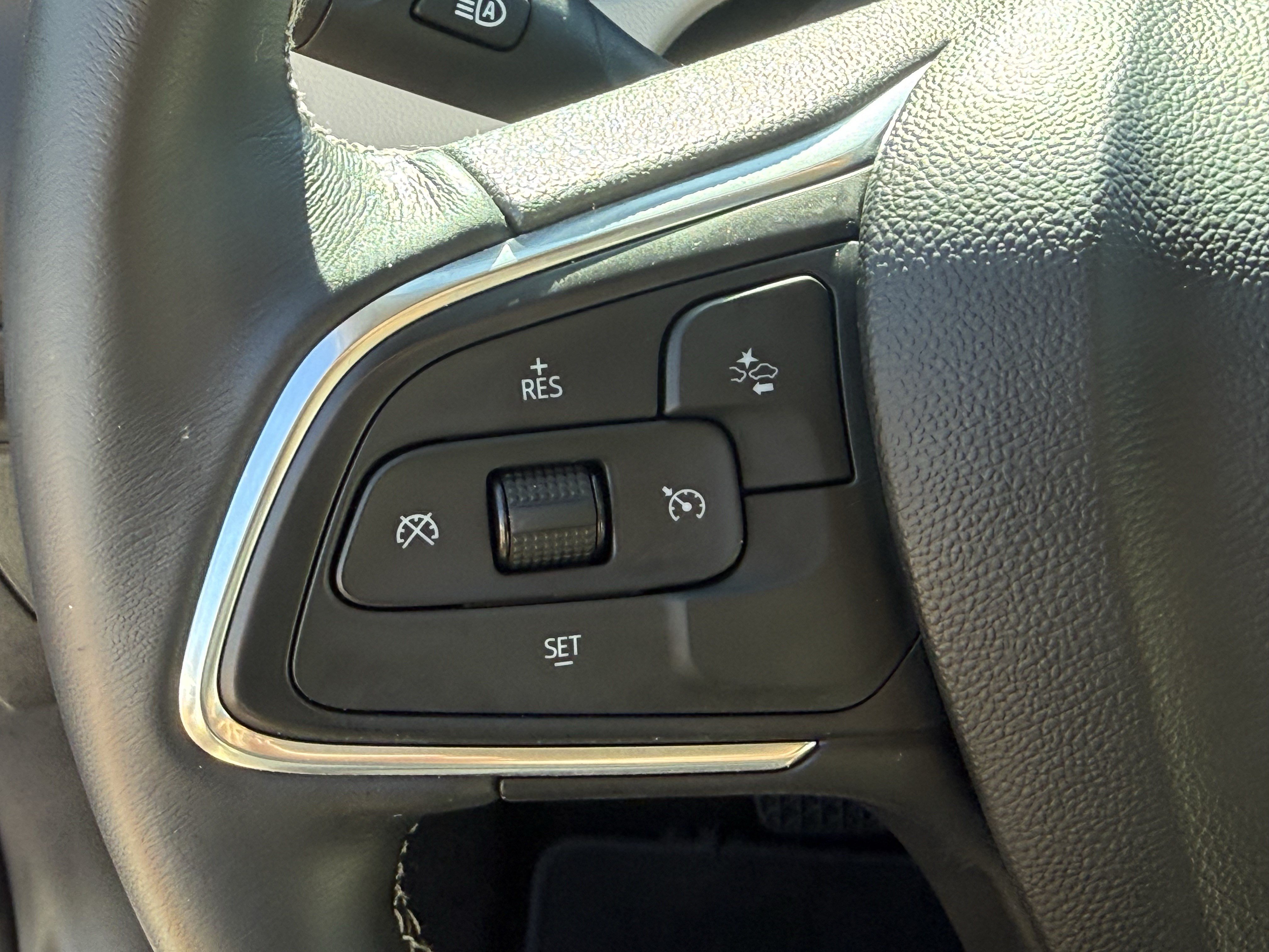 Used 2023 Buick Encore GX Select FWD image 16