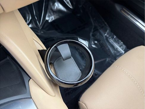 Used 2024 MAZDA MX-5 Miata RF Grand Touring image 32