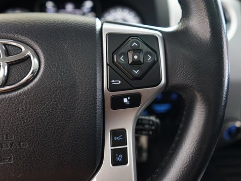 Used 2018 Toyota Tundra Limited w/ Limited Premium Package AWD/4WD image 32