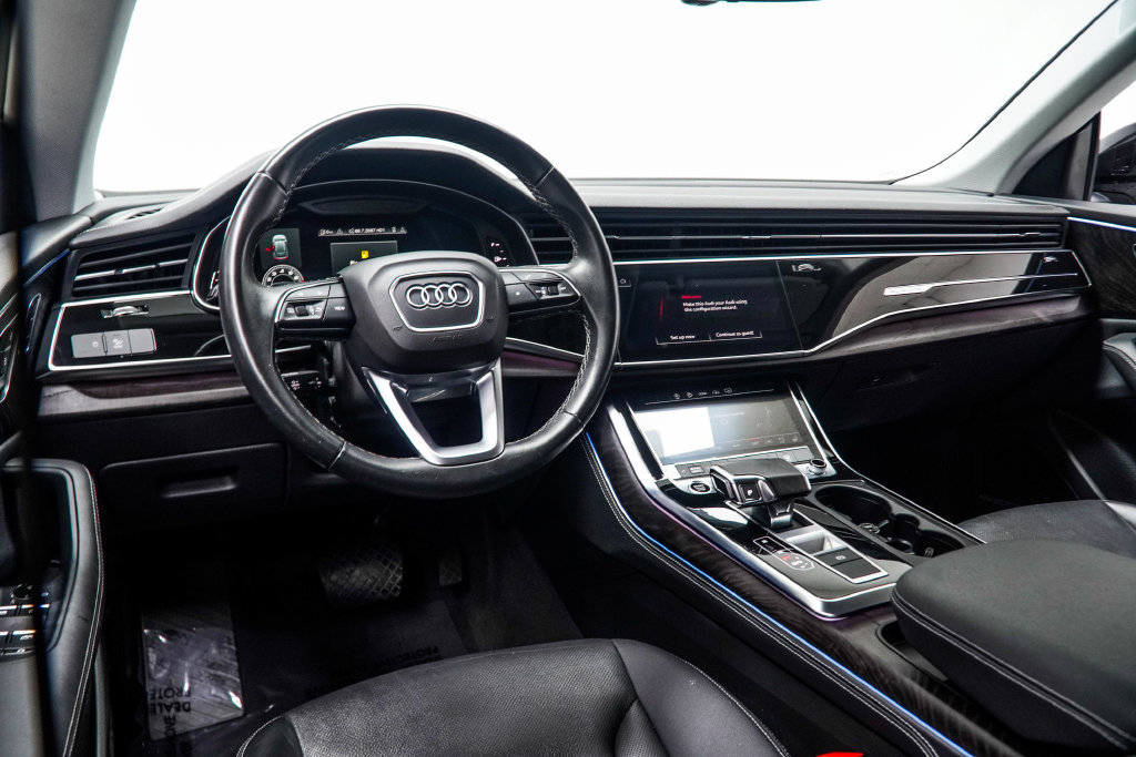 Used 2023 Audi Q8 Premium Plus AWD/4WD image 21