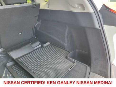 Certified 2023 Nissan Rogue SV AWD/4WD image 44
